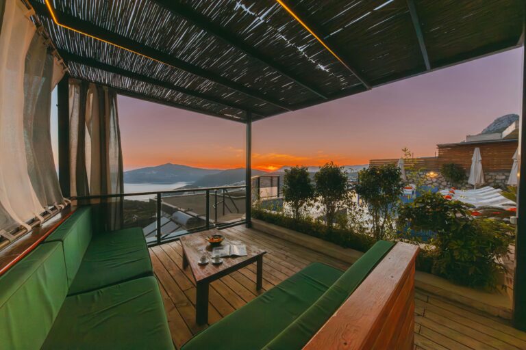 Ile kosztuje taras z deski kompozytowej za m² w 2026 roku?